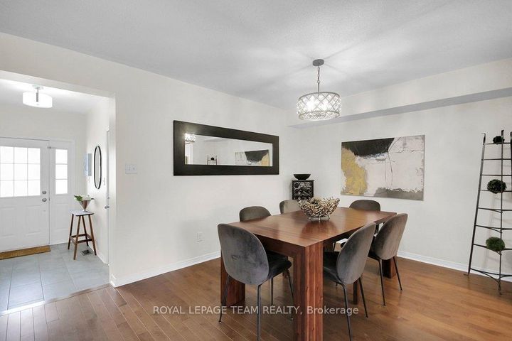 Photo 9 at 19 Fieldberry Private, Nepean (Stonebridge), Ottawa