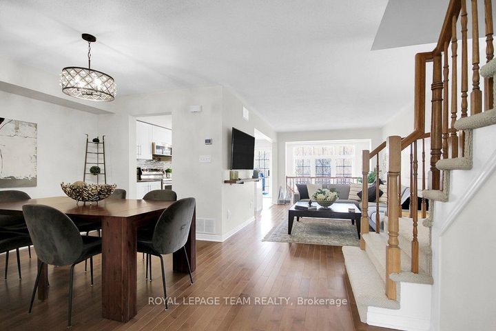 Photo 10 at 19 Fieldberry Private, Nepean (Stonebridge), Ottawa