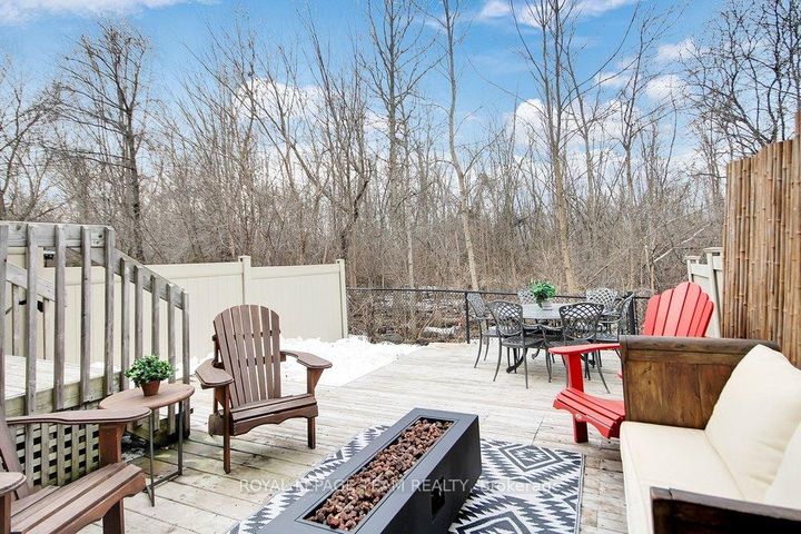 Photo 41 at 19 Fieldberry Private, Nepean (Stonebridge), Ottawa