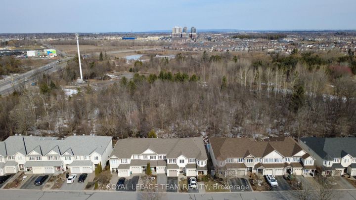 Photo 49 at 19 Fieldberry Private, Nepean (Stonebridge), Ottawa