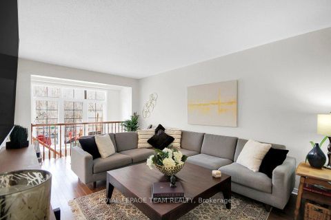 Photo 18 at 19 Fieldberry Private, Nepean (Stonebridge), Ottawa