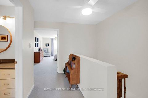 Photo 22 at 19 Fieldberry Private, Nepean (Stonebridge), Ottawa