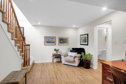 Photo 34 at 19 Fieldberry Private, Nepean (Stonebridge), Ottawa