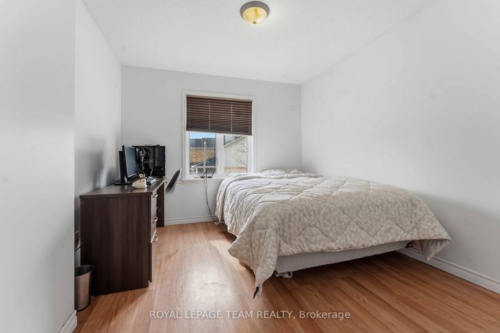 Photo 15 at 136 Calaveras Avenue, Nepean (Longfields), Ottawa