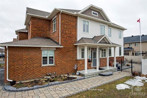 Photo 3 at 136 Calaveras Avenue, Nepean (Longfields), Ottawa