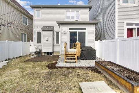 Photo 27 at 225 Rivertree Street, Emerald Meadows/Trailwest, Kanata