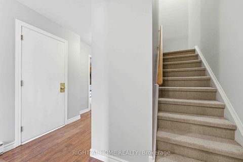 Photo 3 at 4 Chisholm Court, Beaverbrook, Kanata