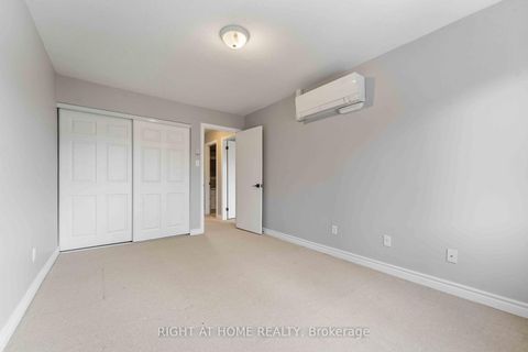 Photo 20 at 4 Chisholm Court, Beaverbrook, Kanata