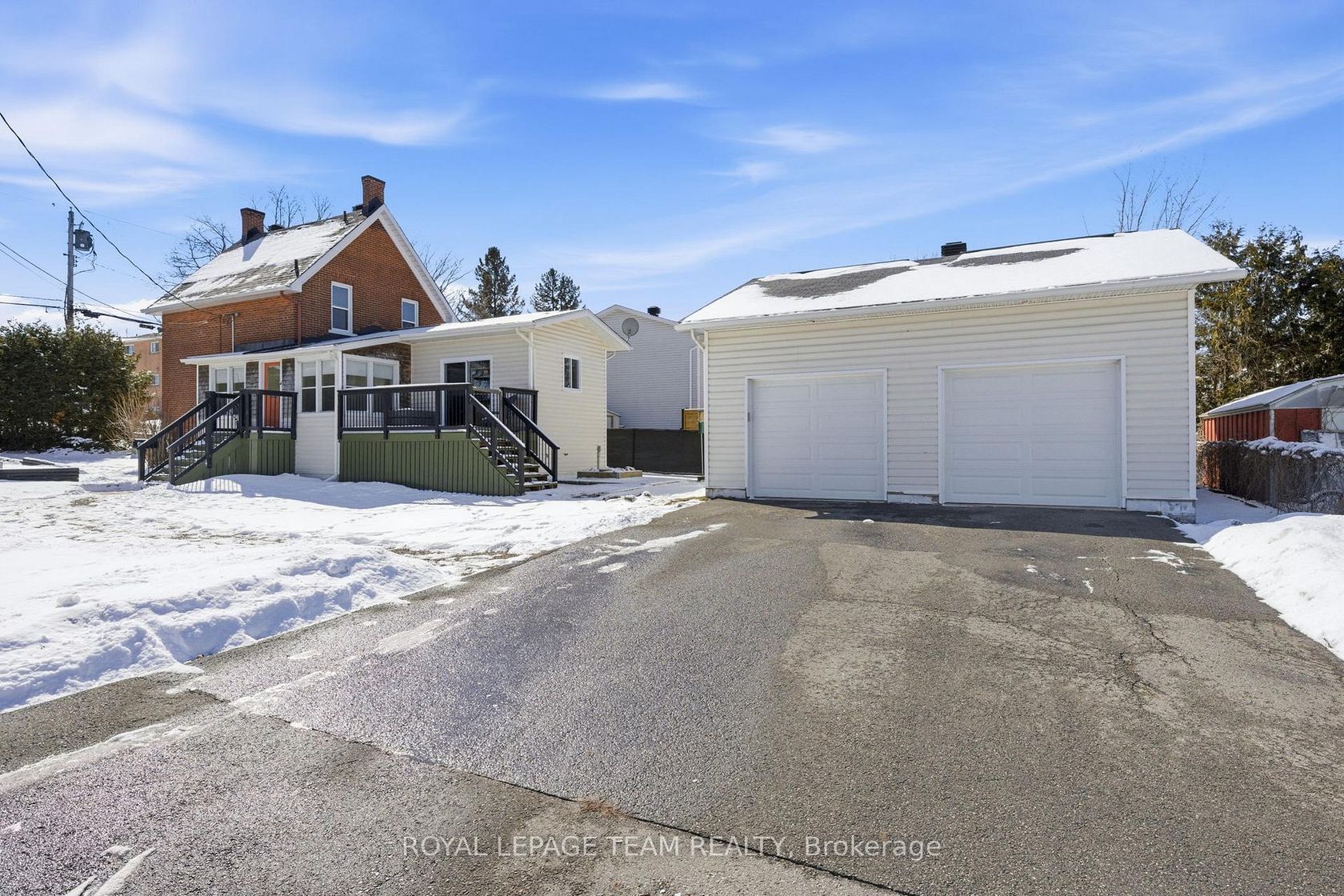 238 Park Avenue, Carleton Place 2