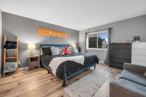 Photo 12 at 108 Cedarock Drive, Bridlewood, Kanata