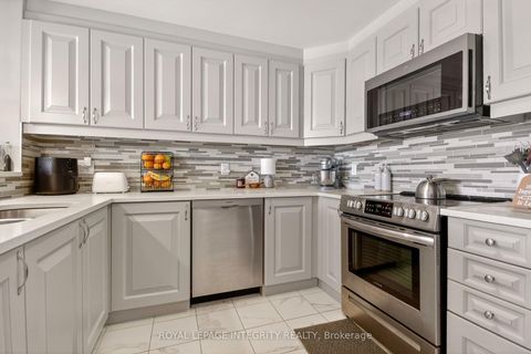 Photo 15 at 64 Feathertop Lane, Emerald Meadows/Trailwest, Kanata