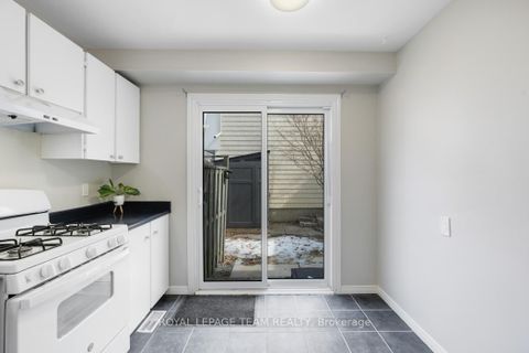 Photo 9 at 221 Petrie Lane, Beaverbrook, Kanata