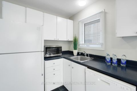 Photo 10 at 221 Petrie Lane, Beaverbrook, Kanata