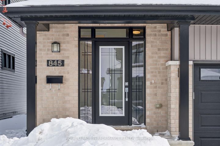 Photo 2 at 845 Snap Hook Crescent, Nepean (Half Moon Bay), Ottawa