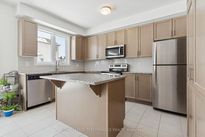 Photo 18 at 845 Snap Hook Crescent, Nepean (Half Moon Bay), Ottawa