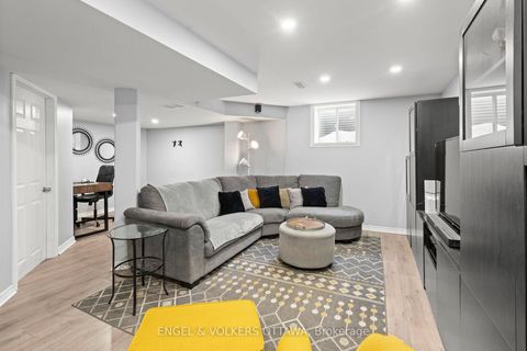 Photo 25 at 166 Lily Pond Street, Emerald Meadows/Trailwest, Kanata