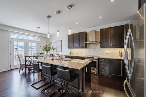 Photo 13 at 572 Dundonald Drive, Nepean (Half Moon Bay), Ottawa