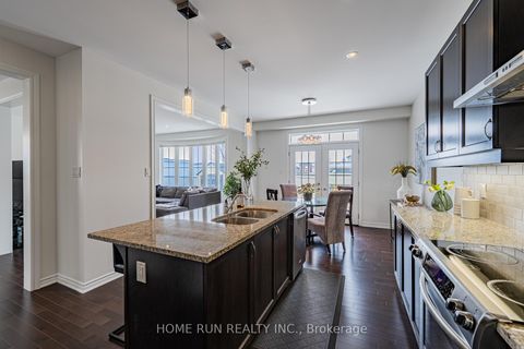 Photo 14 at 572 Dundonald Drive, Nepean (Half Moon Bay), Ottawa