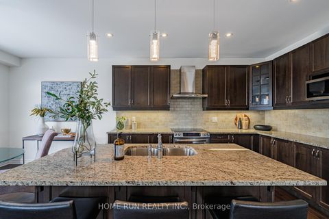 Photo 15 at 572 Dundonald Drive, Nepean (Half Moon Bay), Ottawa