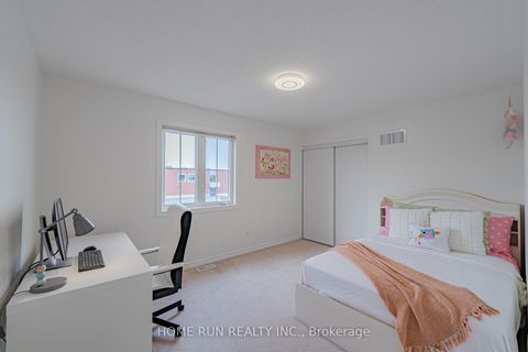 Photo 22 at 572 Dundonald Drive, Nepean (Half Moon Bay), Ottawa