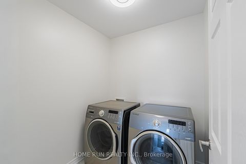 Photo 28 at 572 Dundonald Drive, Nepean (Half Moon Bay), Ottawa