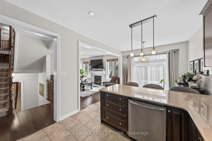 Photo 7 at 105 Pennant Avenue, Nepean (Half Moon Bay), Ottawa
