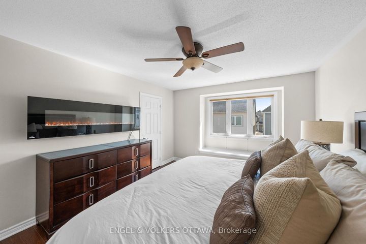 Photo 21 at 105 Pennant Avenue, Nepean (Half Moon Bay), Ottawa