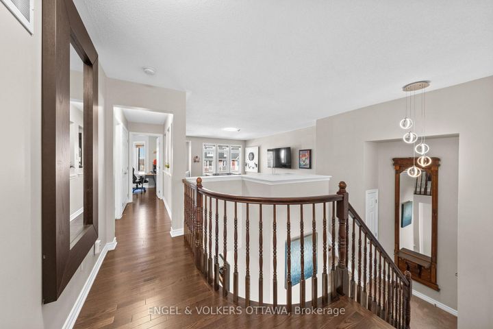 Photo 26 at 105 Pennant Avenue, Nepean (Half Moon Bay), Ottawa