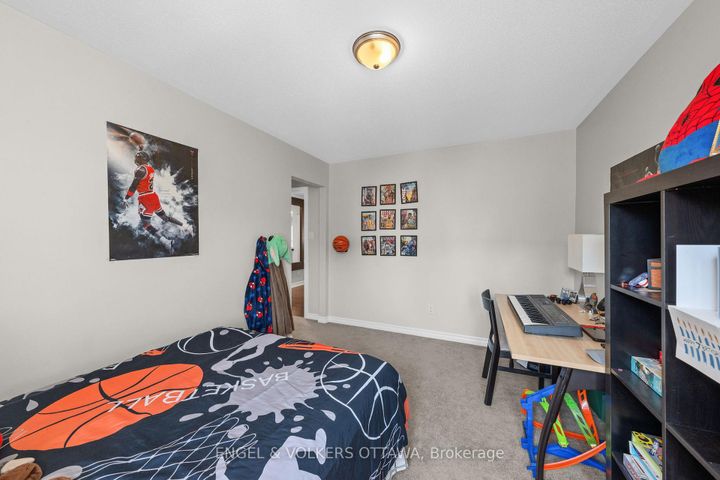 Photo 32 at 105 Pennant Avenue, Nepean (Half Moon Bay), Ottawa