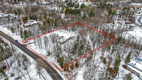 Photo 35 at 1625 Royal Orchard Drive, Cumberland Estates, Orleans