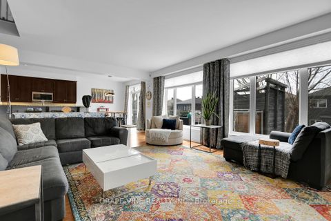 Photo 11 at 517 Overland Drive, Stittsville (North), Stittsville