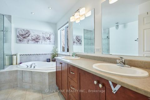 Photo 17 at 517 Overland Drive, Stittsville (North), Stittsville