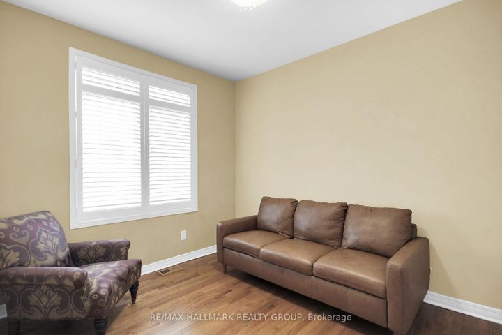Photo 6 at 166 Lamplighters Drive, Nepean (Cedargrove/Fraserdale), Ottawa