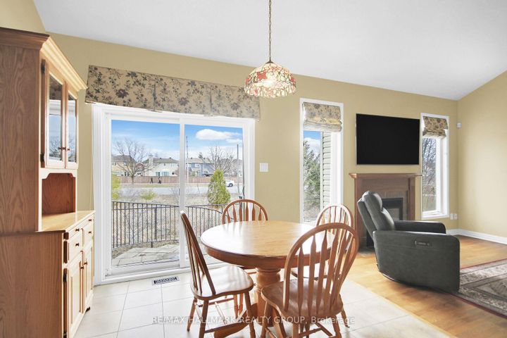 Photo 14 at 166 Lamplighters Drive, Nepean (Cedargrove/Fraserdale), Ottawa
