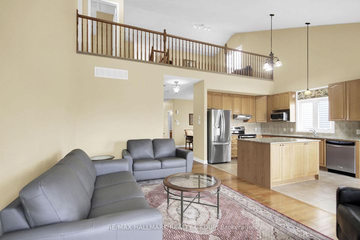 Photo 17 at 166 Lamplighters Drive, Nepean (Cedargrove/Fraserdale), Ottawa