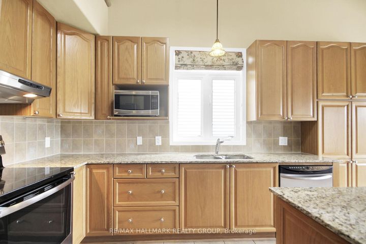 Photo 23 at 166 Lamplighters Drive, Nepean (Cedargrove/Fraserdale), Ottawa