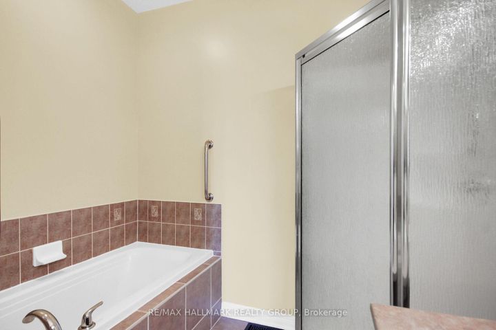 Photo 29 at 166 Lamplighters Drive, Nepean (Cedargrove/Fraserdale), Ottawa