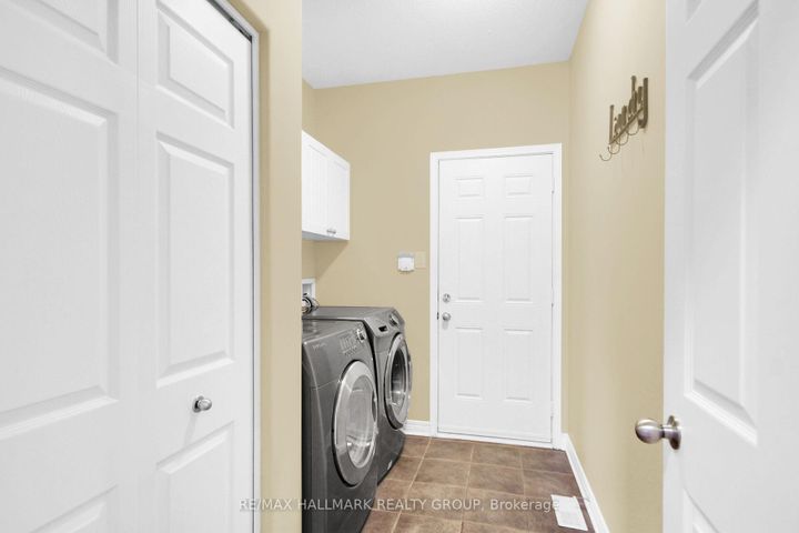 Photo 30 at 166 Lamplighters Drive, Nepean (Cedargrove/Fraserdale), Ottawa