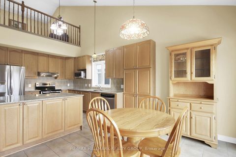 Photo 13 at 166 Lamplighters Drive, Nepean (Cedargrove/Fraserdale), Ottawa