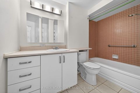 Photo 13 at 407 - 1356 Meadowlands Drive E, Nepean (Borden Farm/Stewart Farm/Carleton Heights/Parkwood Hills), Ottawa