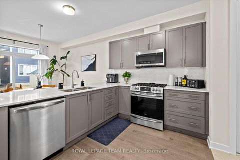 Photo 9 at 622 Terrier Circle, Goulbourn Twp From Franktown Rd/South To Rideau, Stittsville