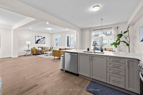 Photo 11 at 622 Terrier Circle, Goulbourn Twp From Franktown Rd/South To Rideau, Stittsville