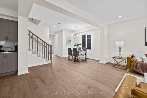 Photo 12 at 622 Terrier Circle, Goulbourn Twp From Franktown Rd/South To Rideau, Stittsville