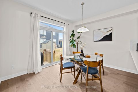 Photo 14 at 622 Terrier Circle, Goulbourn Twp From Franktown Rd/South To Rideau, Stittsville