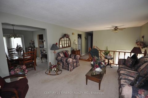 Photo 11 at 186 Golf Club Road N, Rideau Lakes (South Elmsley) Twp, Rideau Lakes