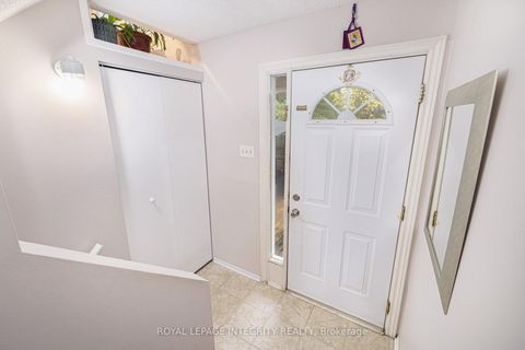 Photo 5 at 142 Salter Crescent, Beaverbrook, Kanata