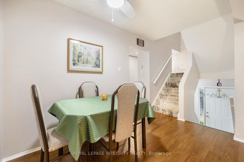 Photo 13 at 142 Salter Crescent, Beaverbrook, Kanata