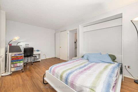 Photo 28 at 142 Salter Crescent, Beaverbrook, Kanata