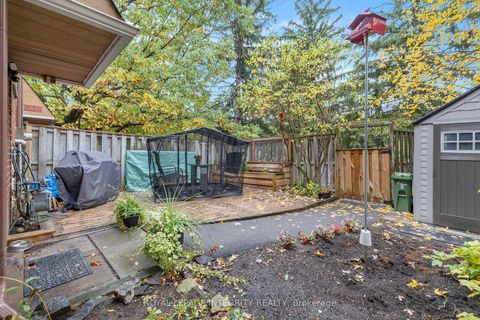 Photo 30 at 142 Salter Crescent, Beaverbrook, Kanata