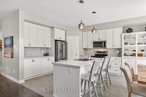 Photo 10 at 690 Parade Drive, Stittsville (South), Stittsville